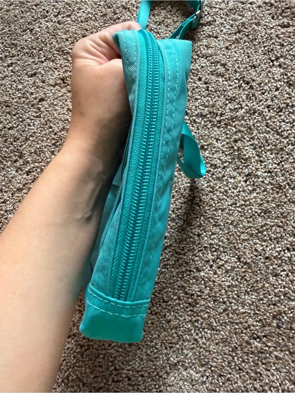 BAGGALLINI Bright Teal Nylon Zippered Crossbody Shoulder Bag
